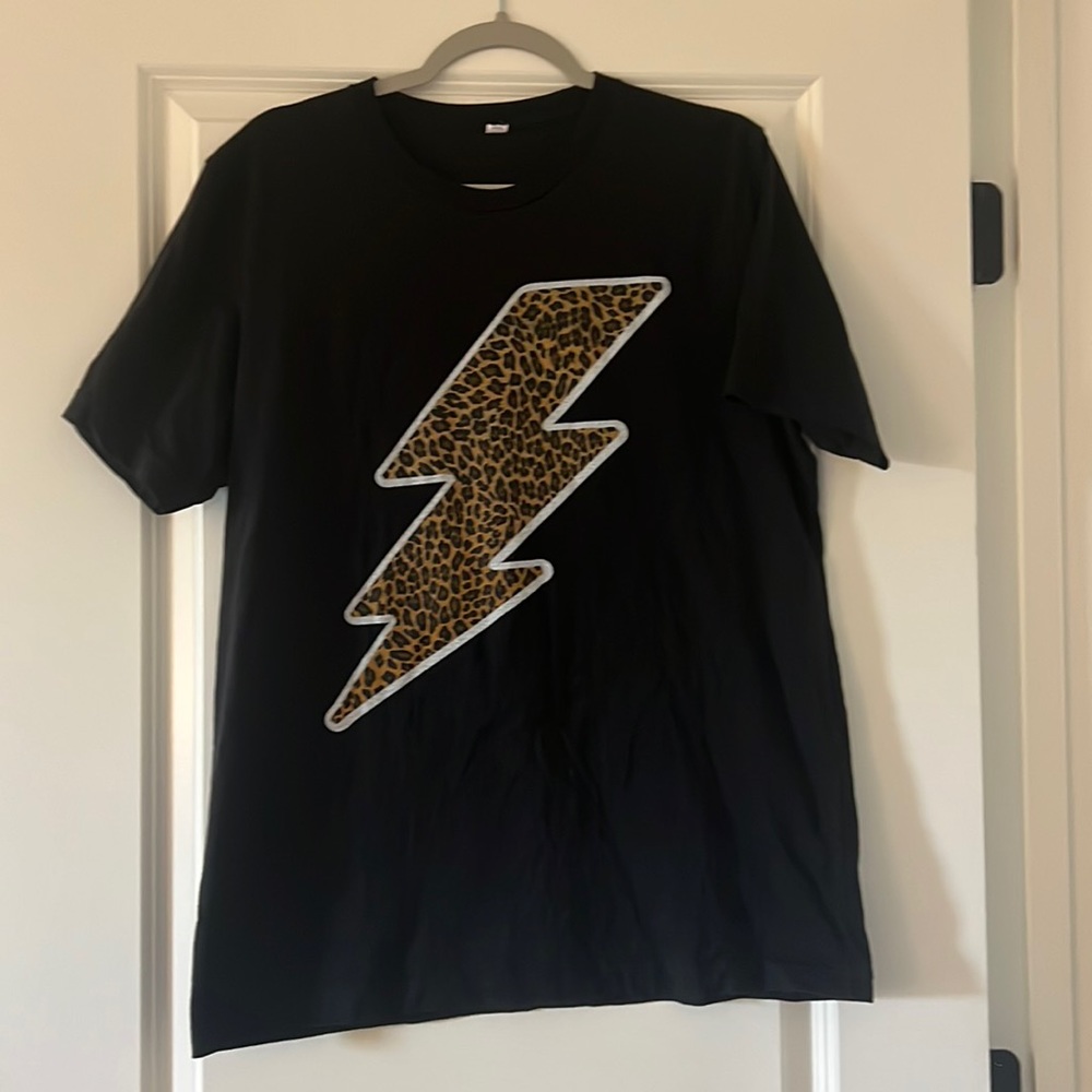 Cheetah lightning bolt t-shirt